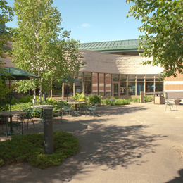 A picture of Riverview Health Centre's courtyard