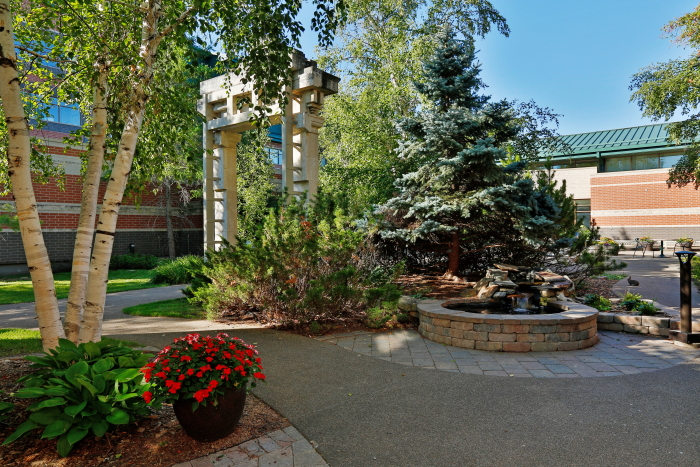 A picture of Riverview Health Centre's courtyard